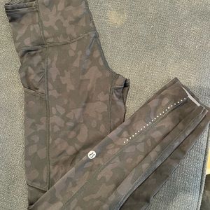 lulu leggings size 6